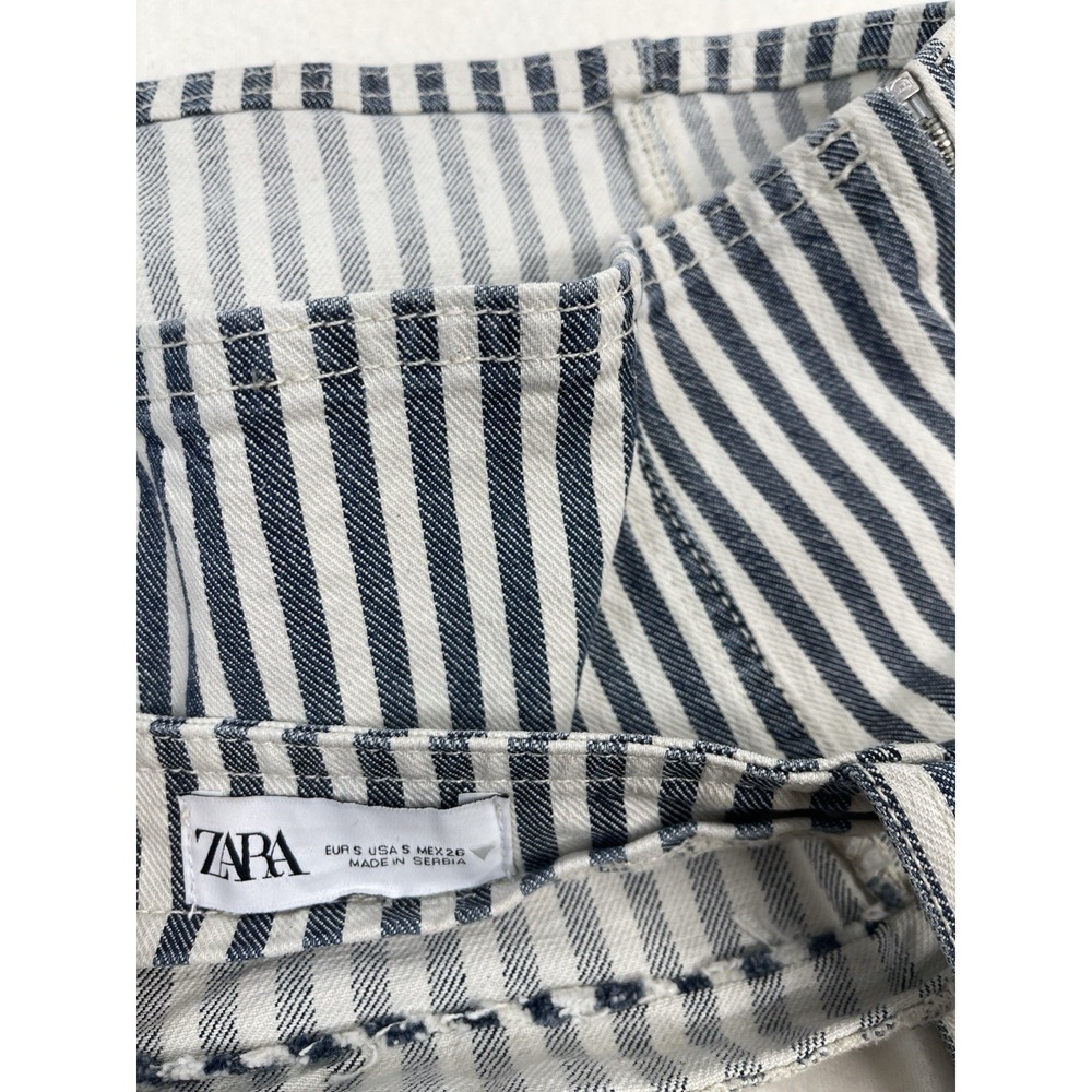 Zara Striped Denim Crop Top in Navy/Ivory‎ Size Small EUC - Picture 2 of 7